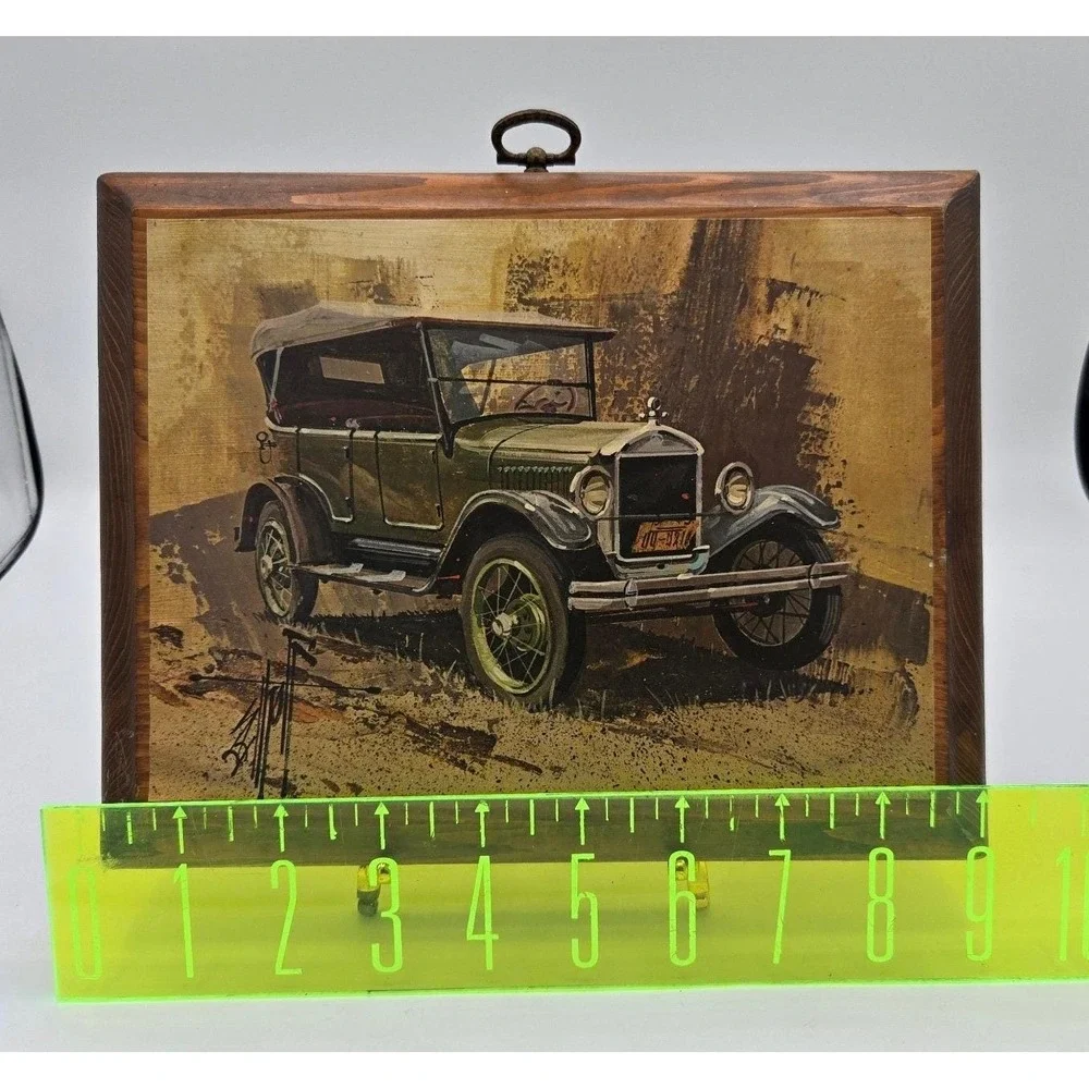 Vintage Ford Model T Wooden Wall Plaque - Classic Antique Car‎ Decor